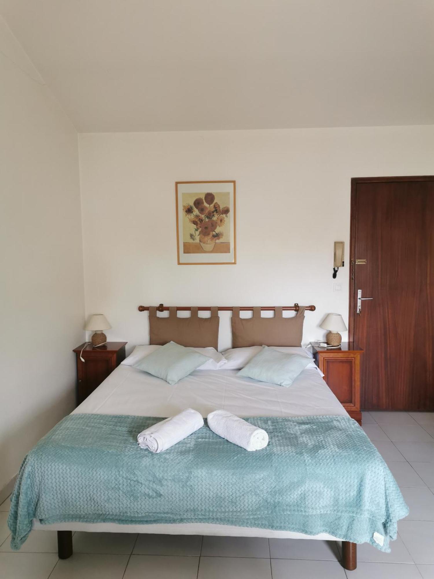 אביניון Residence Des Abeilles מראה חיצוני תמונה